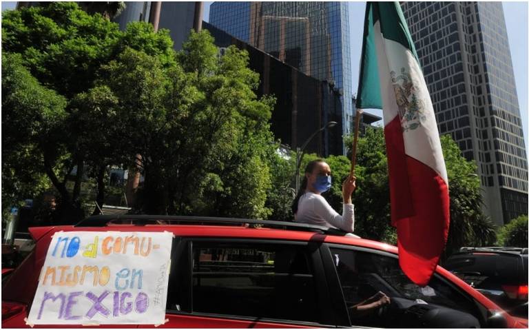 De nuevo ciudadanos realizan caravana anti AMLO frente nacional